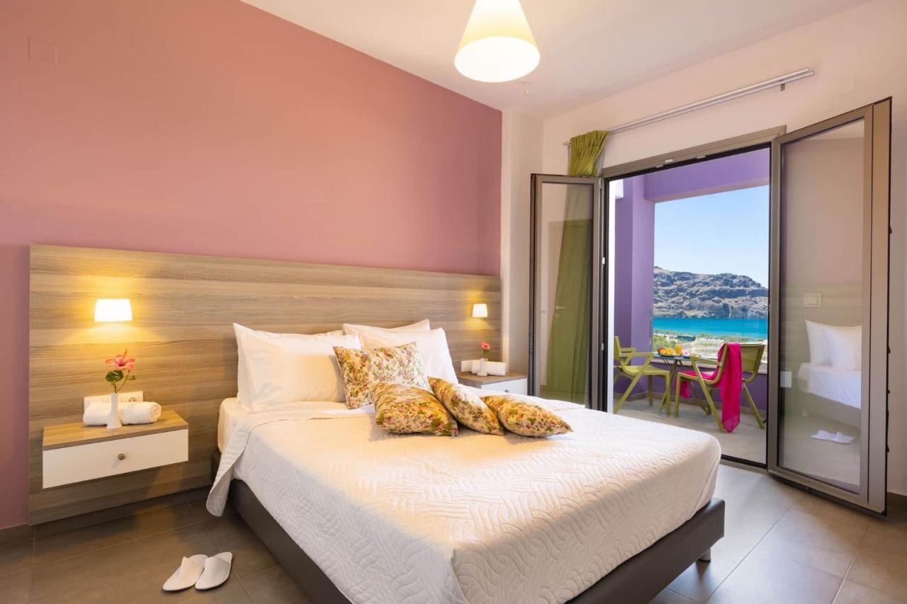 Sea View Luxury Apartments 플라키아스 외부 사진