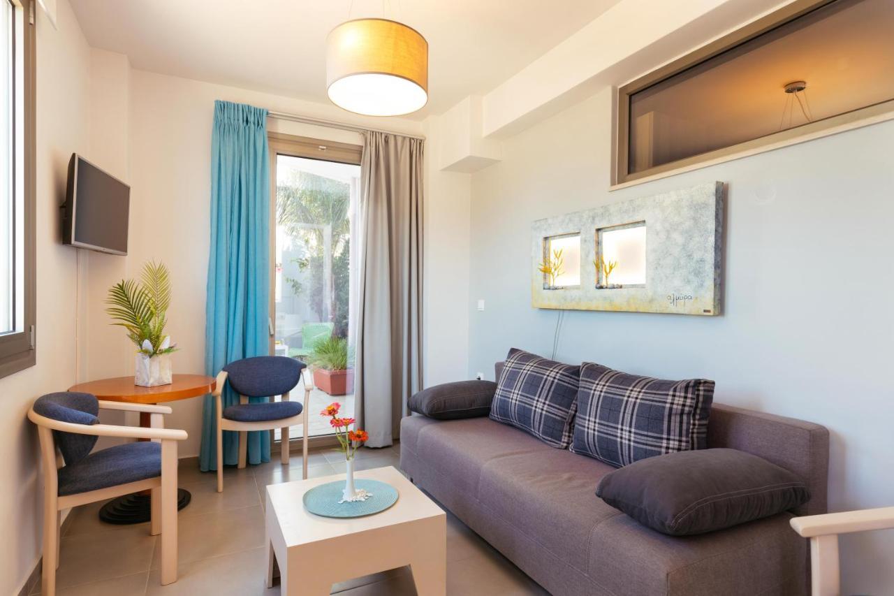 Sea View Luxury Apartments 플라키아스 외부 사진