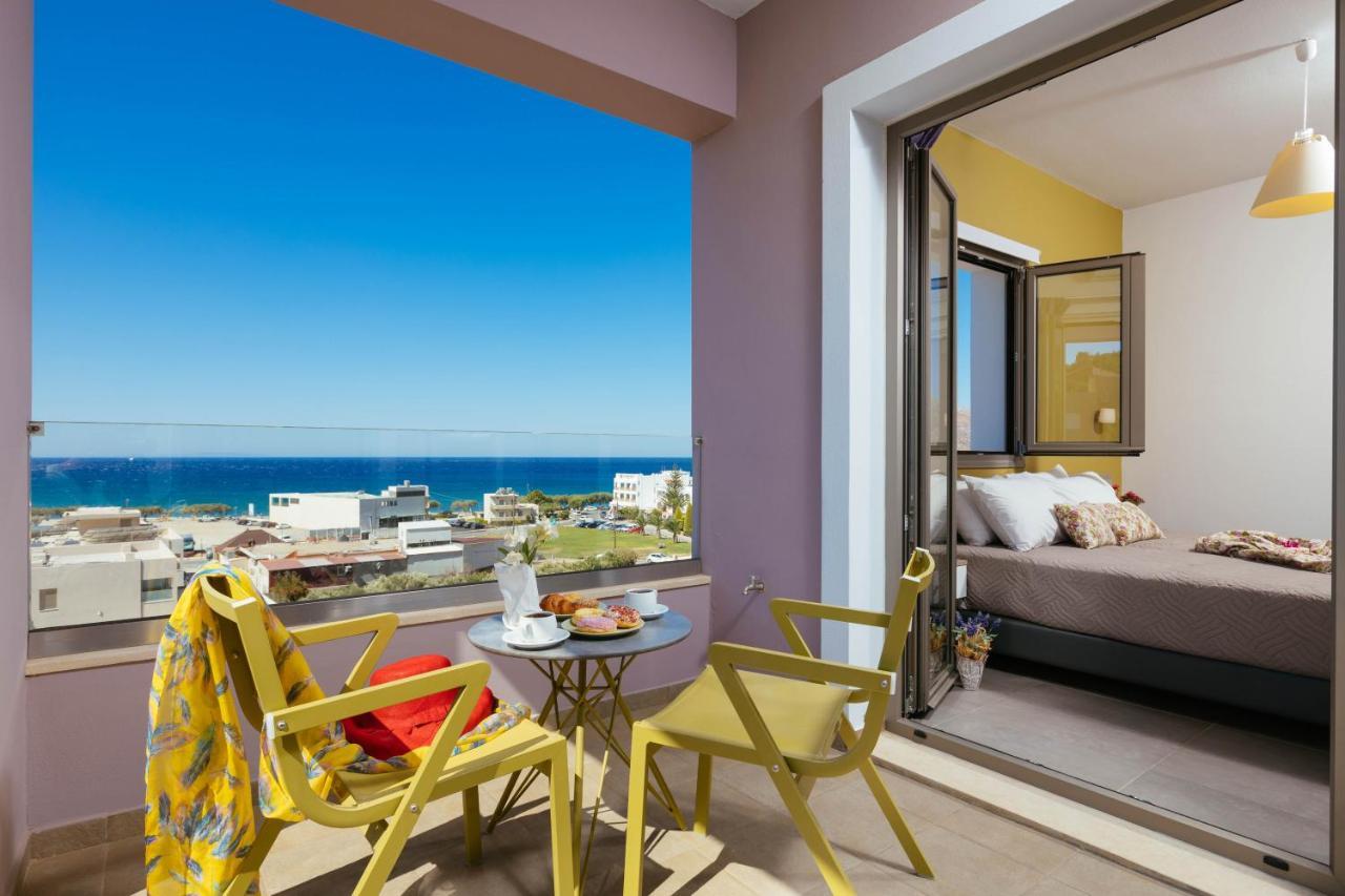 Sea View Luxury Apartments 플라키아스 외부 사진