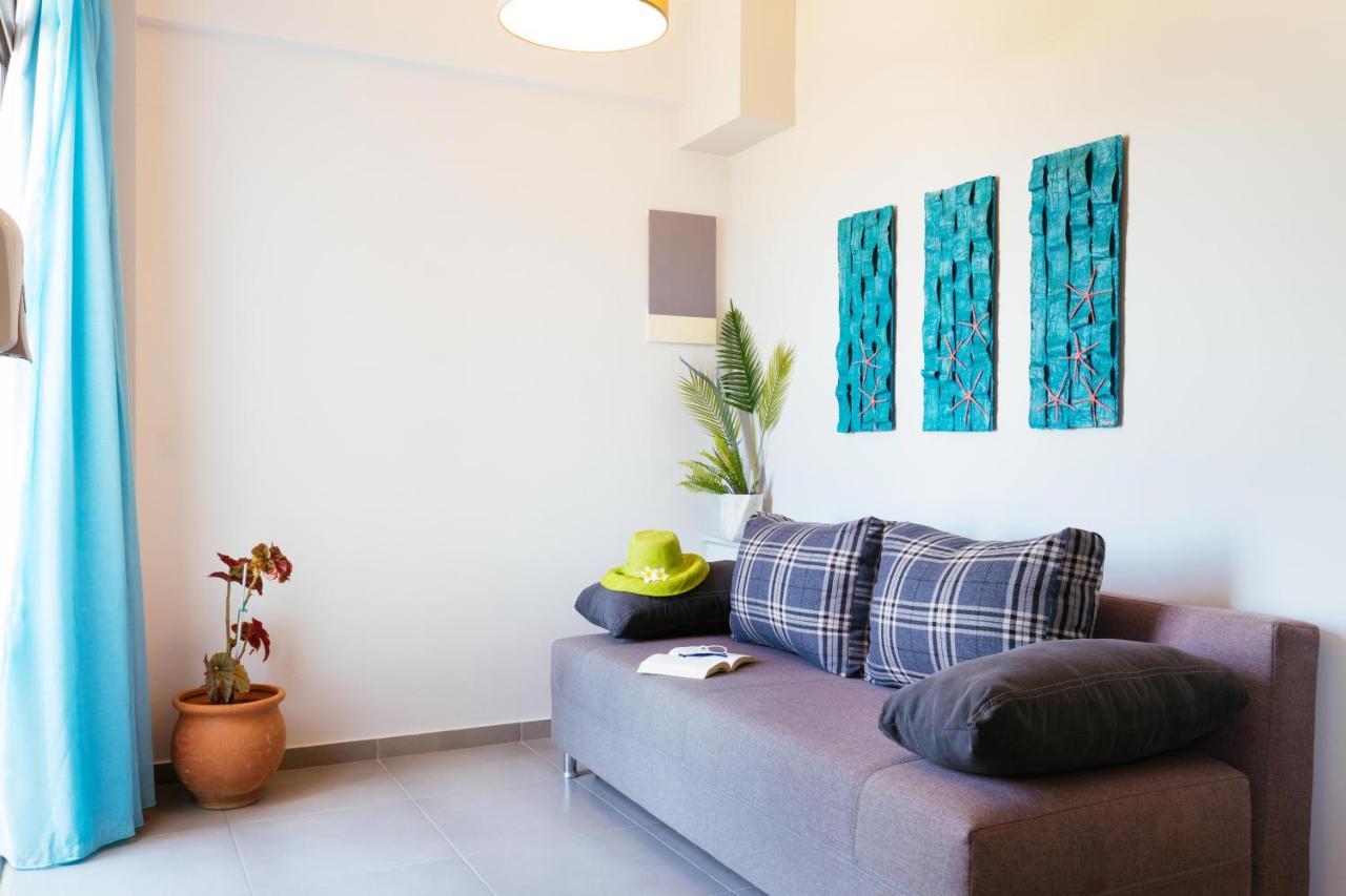 Sea View Luxury Apartments 플라키아스 외부 사진