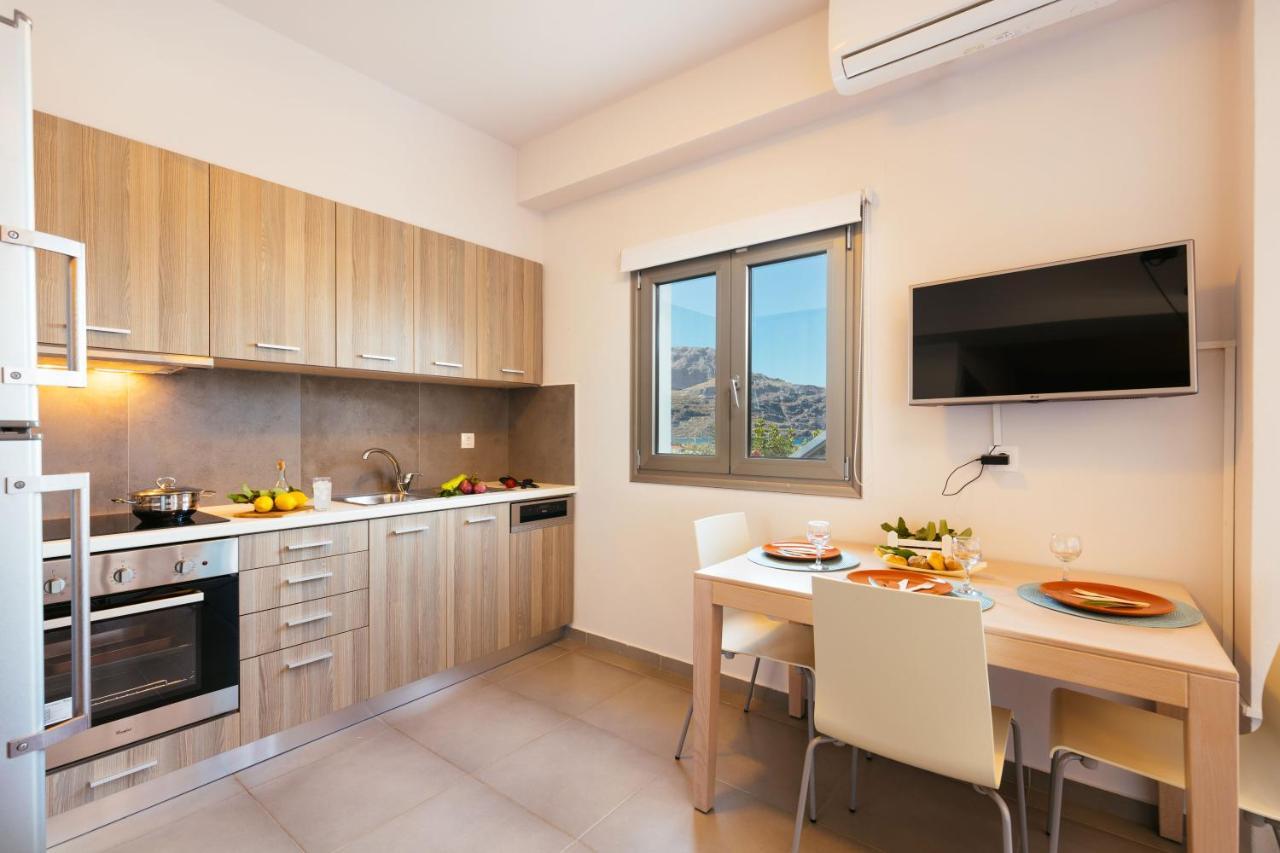Sea View Luxury Apartments 플라키아스 외부 사진