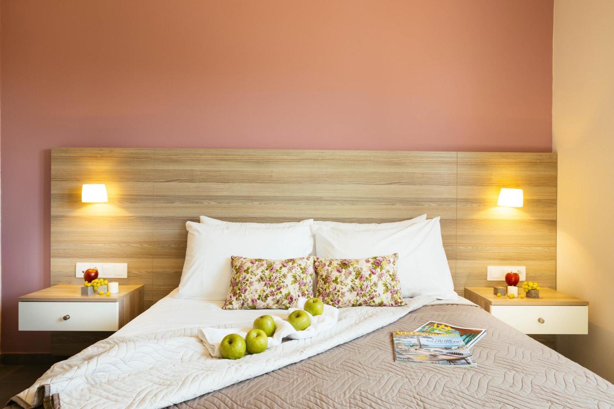 Sea View Luxury Apartments 플라키아스 외부 사진